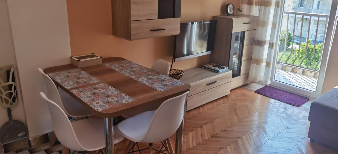 Dlx Apartman Adriatics Herceg Novi Exterior photo