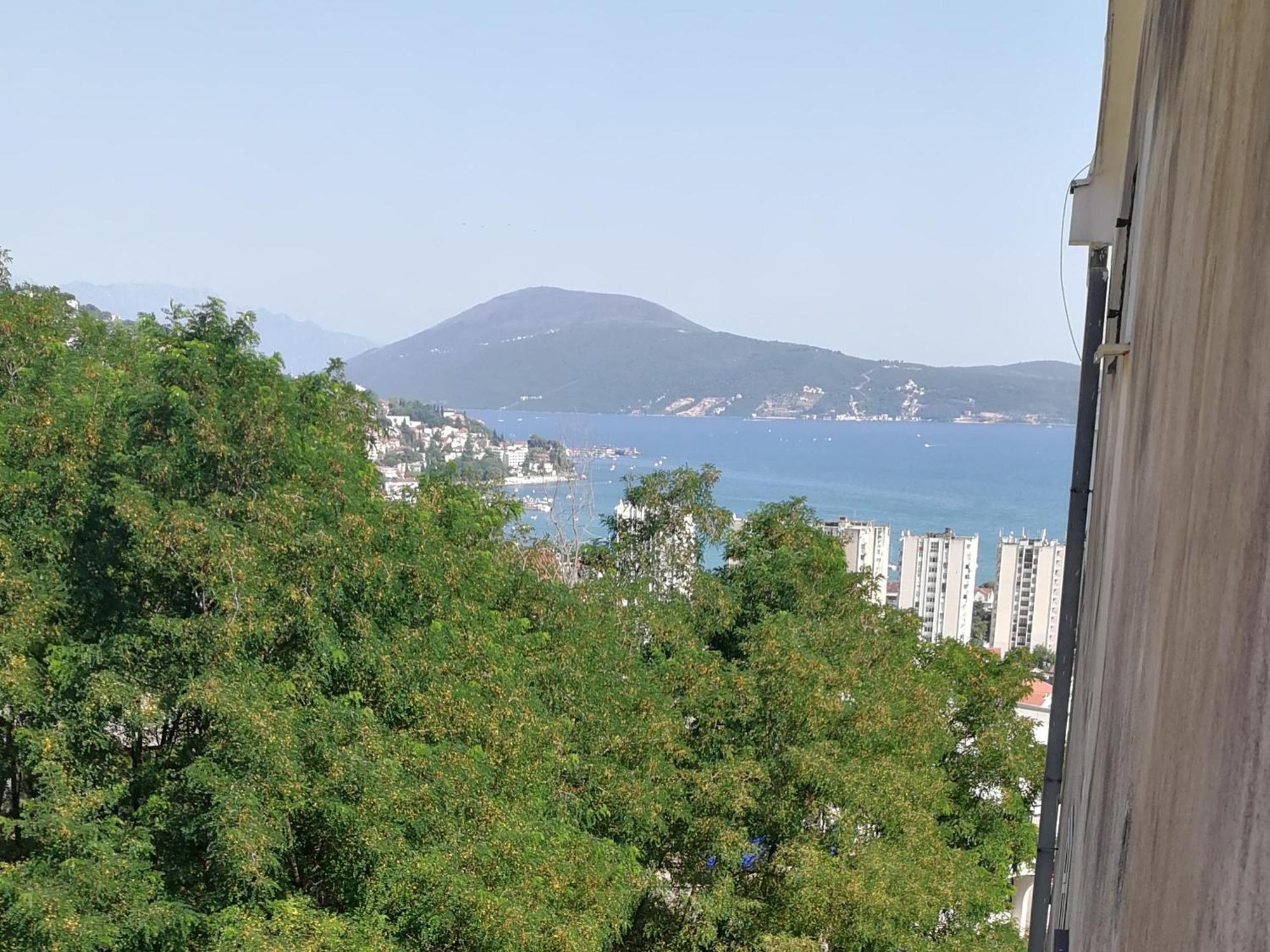 Dlx Apartman Adriatics Herceg Novi Exterior photo